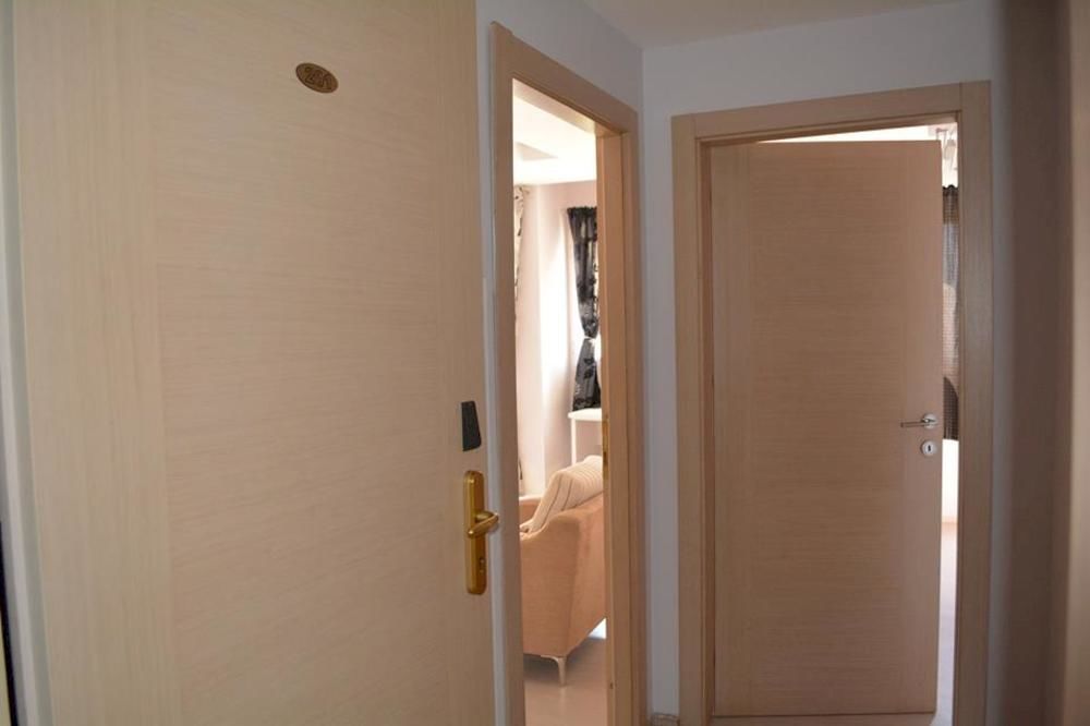 Hotel Albion Durres Bagian luar foto