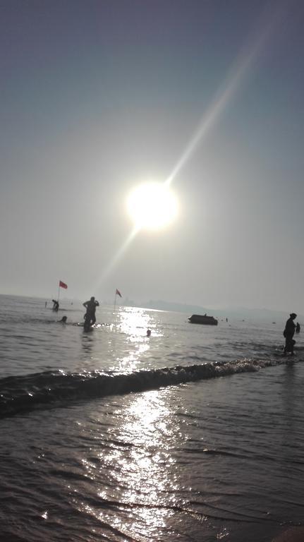 Hotel Albion Durres Bagian luar foto